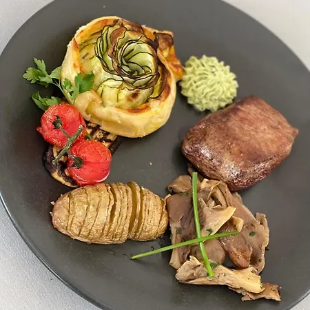 Hotel Logis - Le Chatel