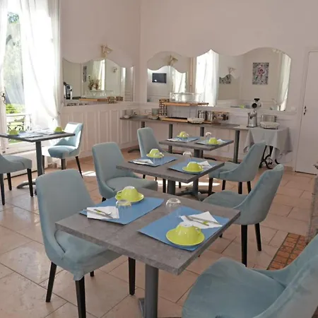 Logis - Le Chatel