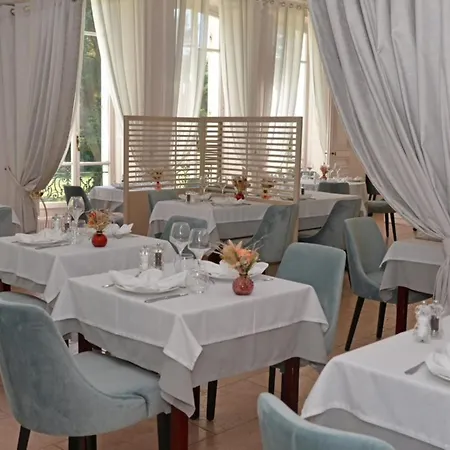 Logis - Le Chatel Hotel Nangis