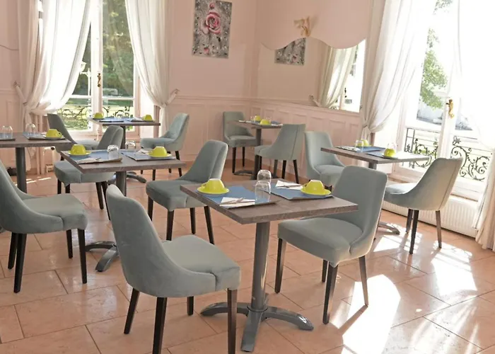 Hotel Logis - Le Chatel